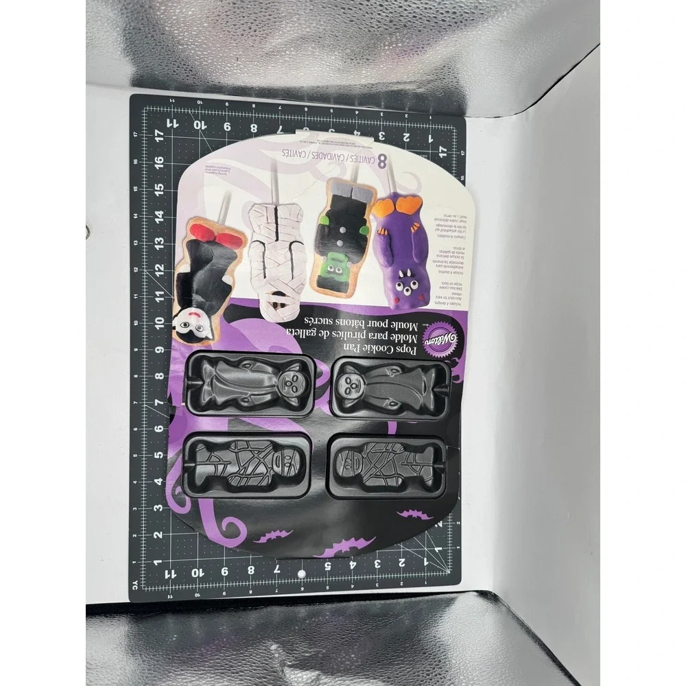 Wilton Pops Cookie‎ Pan Halloween Bat Monster Mummy Ghost Vampire Pop Mold